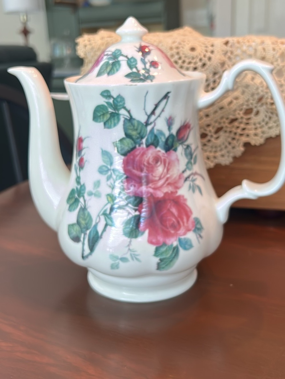 English Rose Porcelain Teapot with Pink Rose Motif - Picture 2 of 5